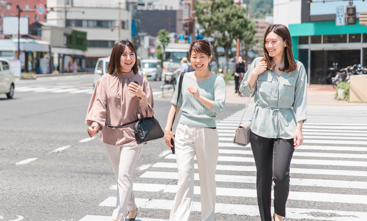お昼休みに通える診療体制